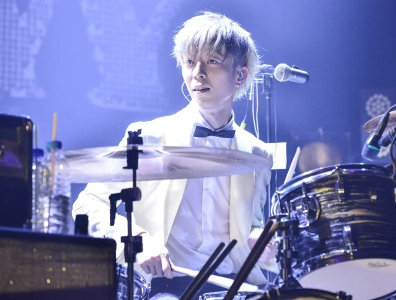 MARCY / THE BAWDIES