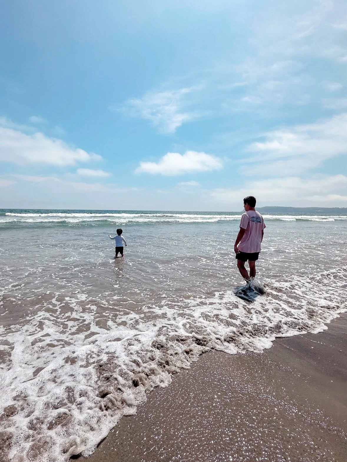 Beach Day 2: our only San Diego excursion, Balboa Park + the train museum. Lucas may or may not have declared it better than Disneyland. Bold take.

Snacks were demolished. Zero survivors.
Elias fully vibed on the beach. I briefly considered leaving 