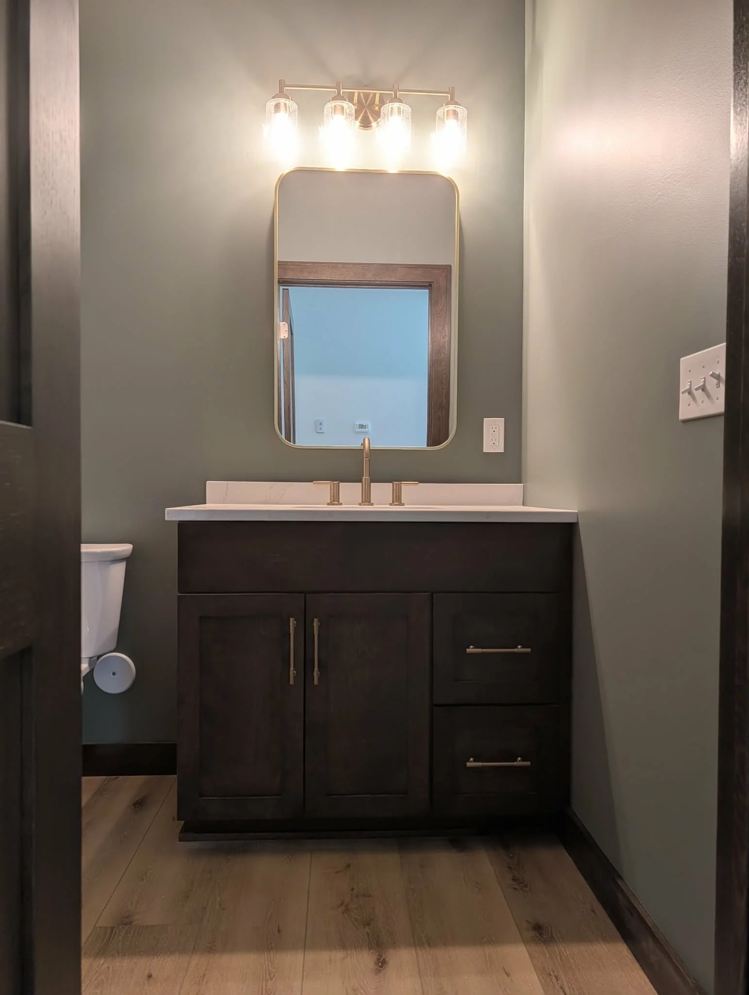 Townhouse 21.JPG