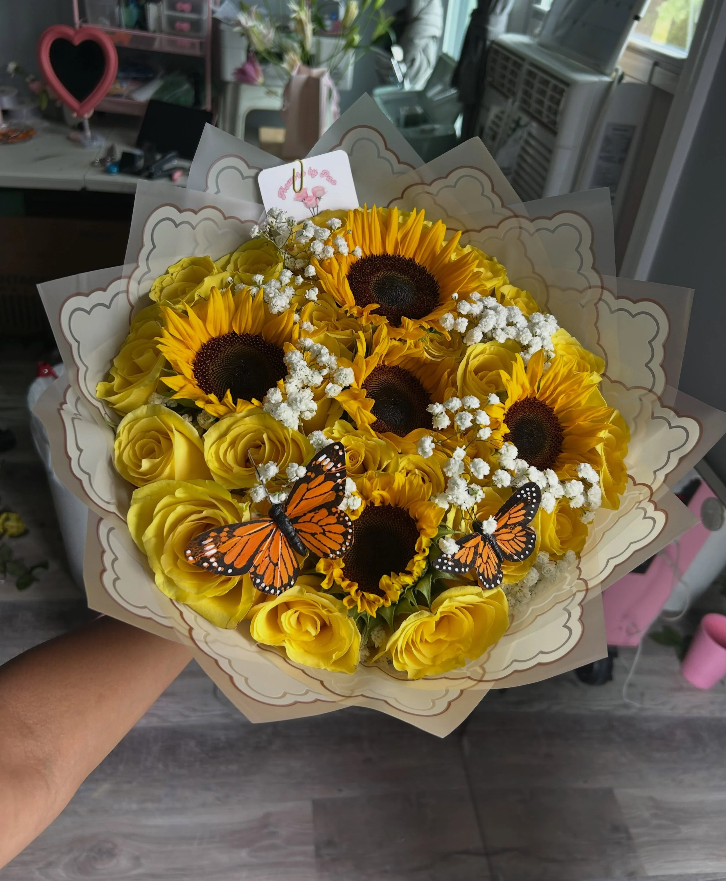 A best-seller during this time of year!! Shop &ldquo;Monarch Blooms 🦋&rdquo; and other yellow bouquets on our website www.flowersbypao.com

#yellowbouquet #floresamarillas #ramoderosas #njflorist #yellowflowers