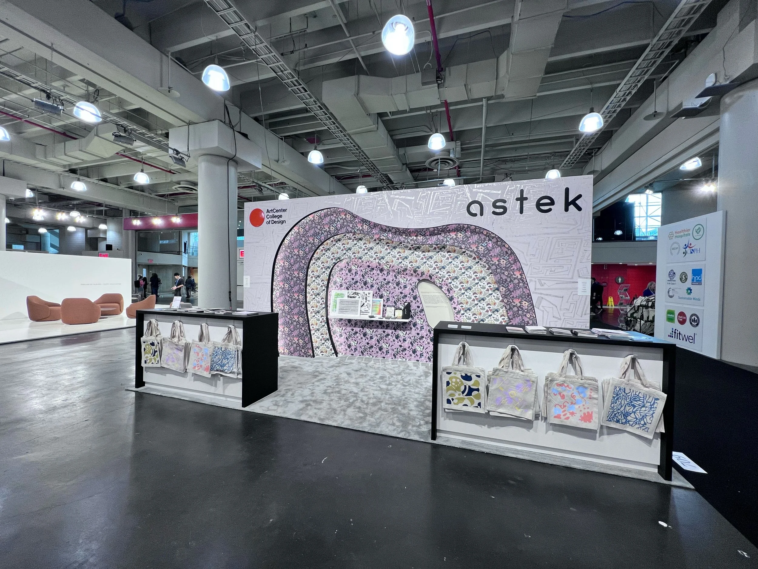 Artcenter_Astek_ICFF_2023_tradeshow_Booth_no_people.jpg