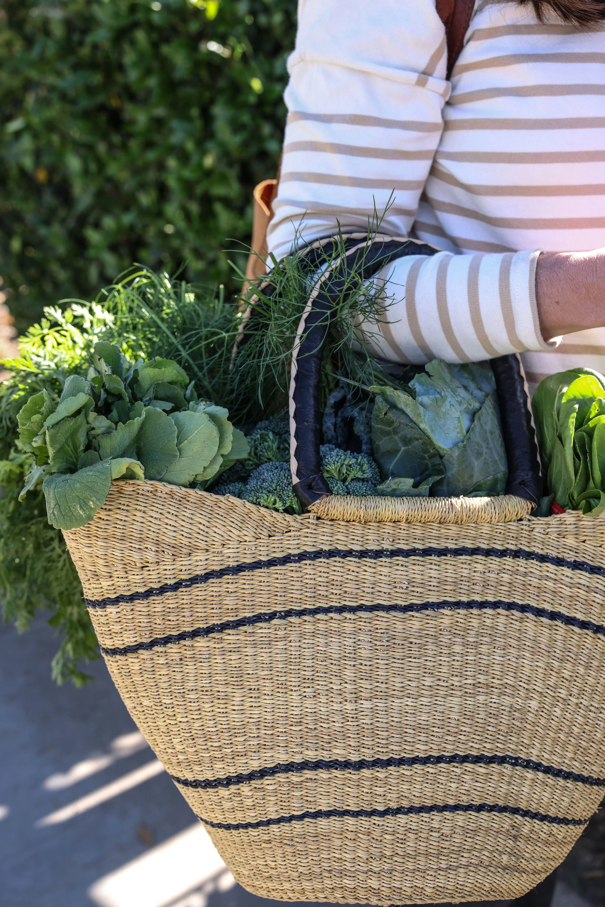 vegetables_in_woven_basket.jpg