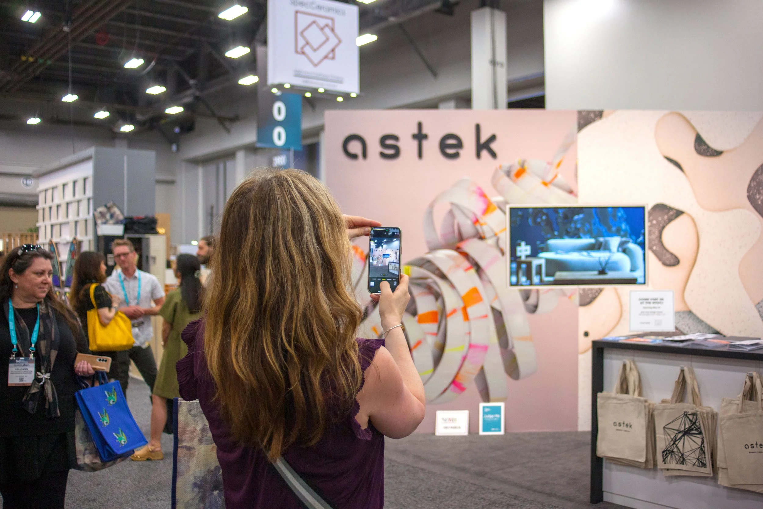 Motion-based Booth Experience