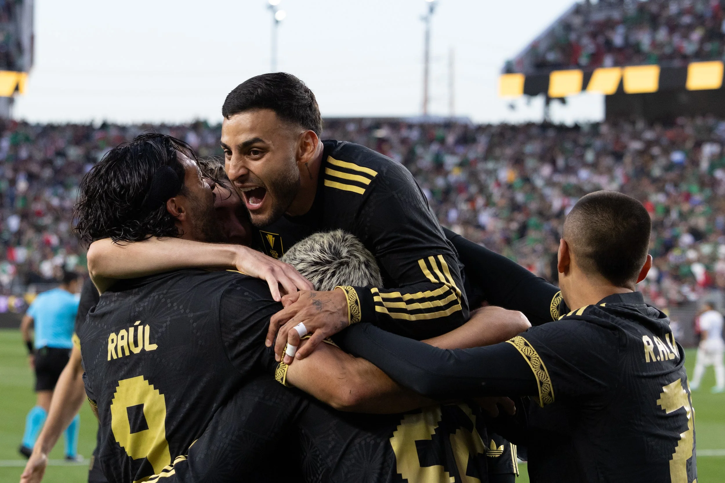 Mexico’s 1000th Goal