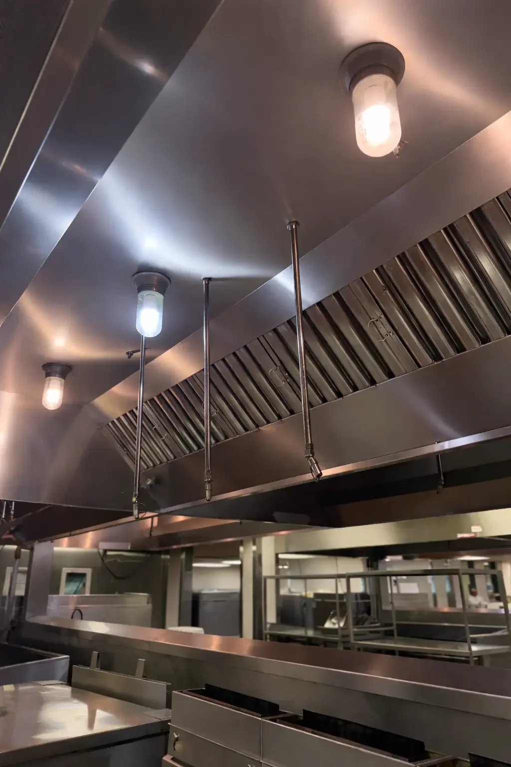 Commercially cleaned hood vent system