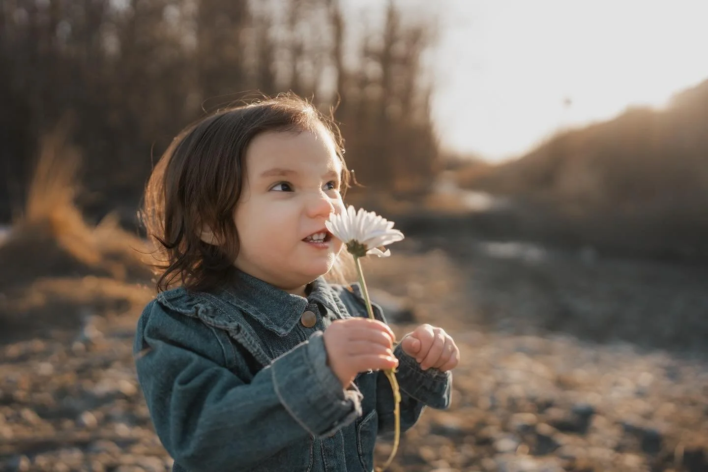 This sweet girl just had a birthday! 

Milestone sessions are some of my favorite. They don&rsquo;t jsut have to be birthdays though! Some other of my favorite milestones to capture are:

🌼 New sitters! 

🌸 First*ish* steps!

🌻 First Teeth! 

🌷ri