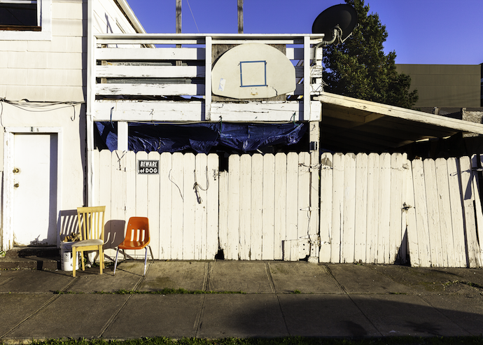 JingleTown_2020_stoop.png