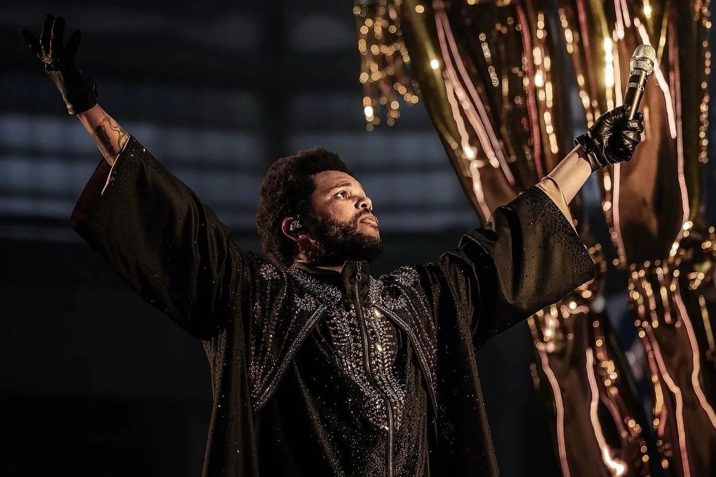 The Weeknd hace historia: su gira supera los mil millones de dólares