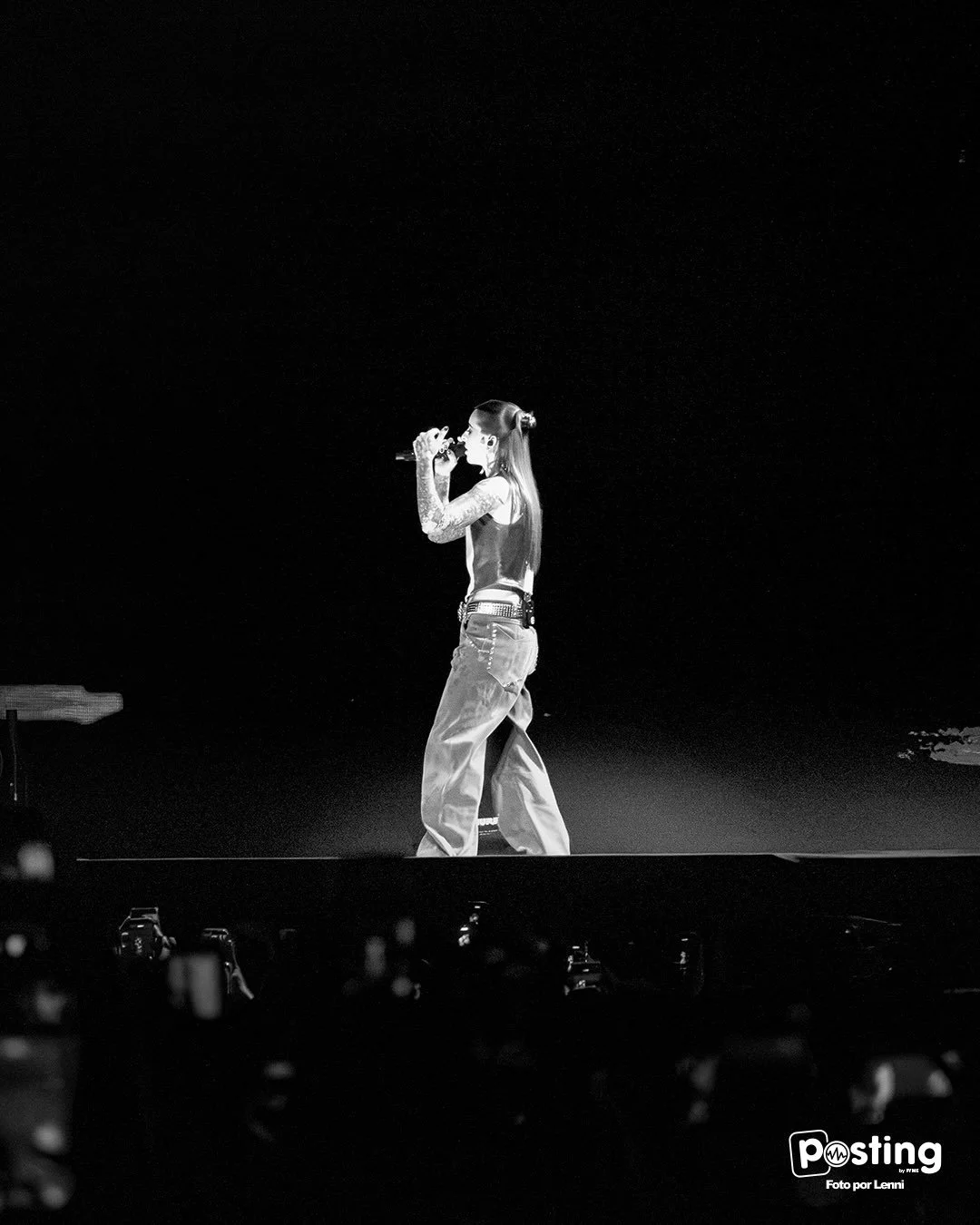 @itsyoungmiko en el @ Palacio de los Deportes. 📸

@lenni_fyme.off 

#YoungMiko