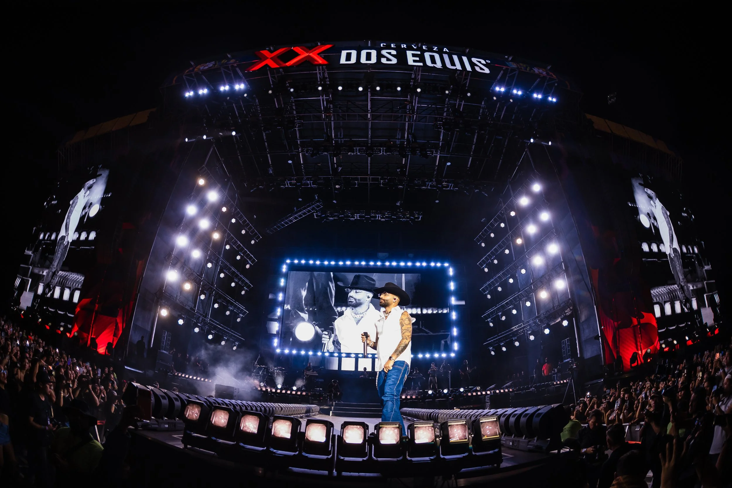 Escenario Dos Equis