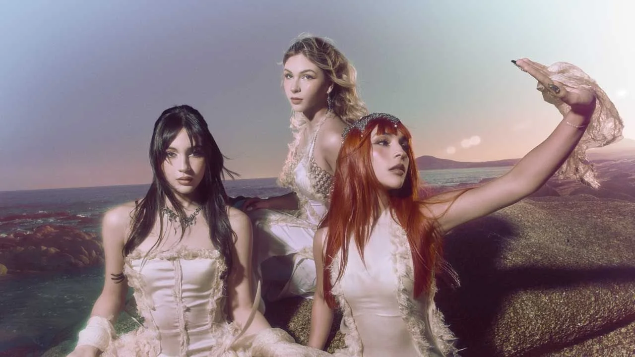 Foto conceptual de Everything´s Falling