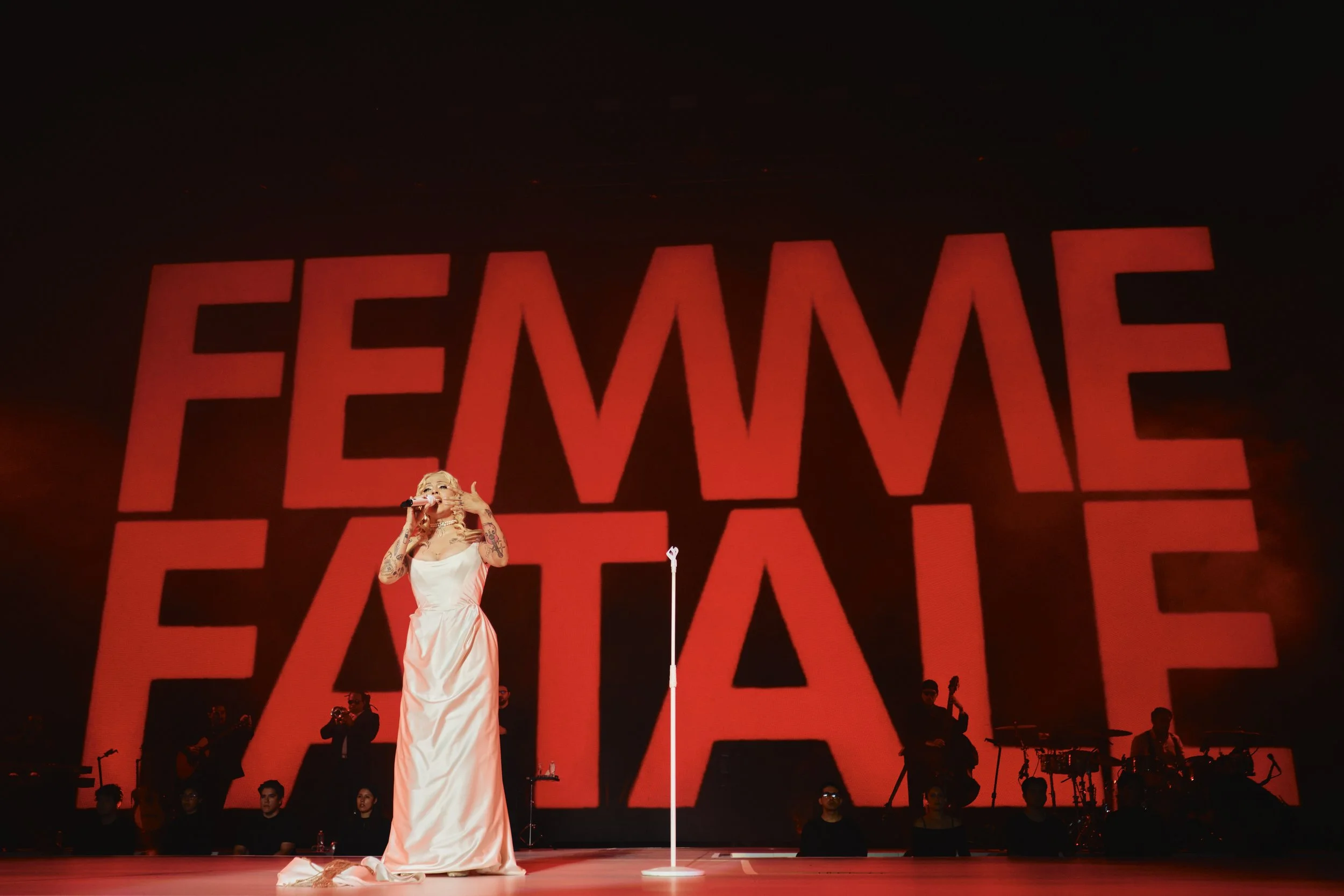 Mon Laferte convirtió la primera noche de Femme Fatale Tour en una celebración colectiva en CDMX