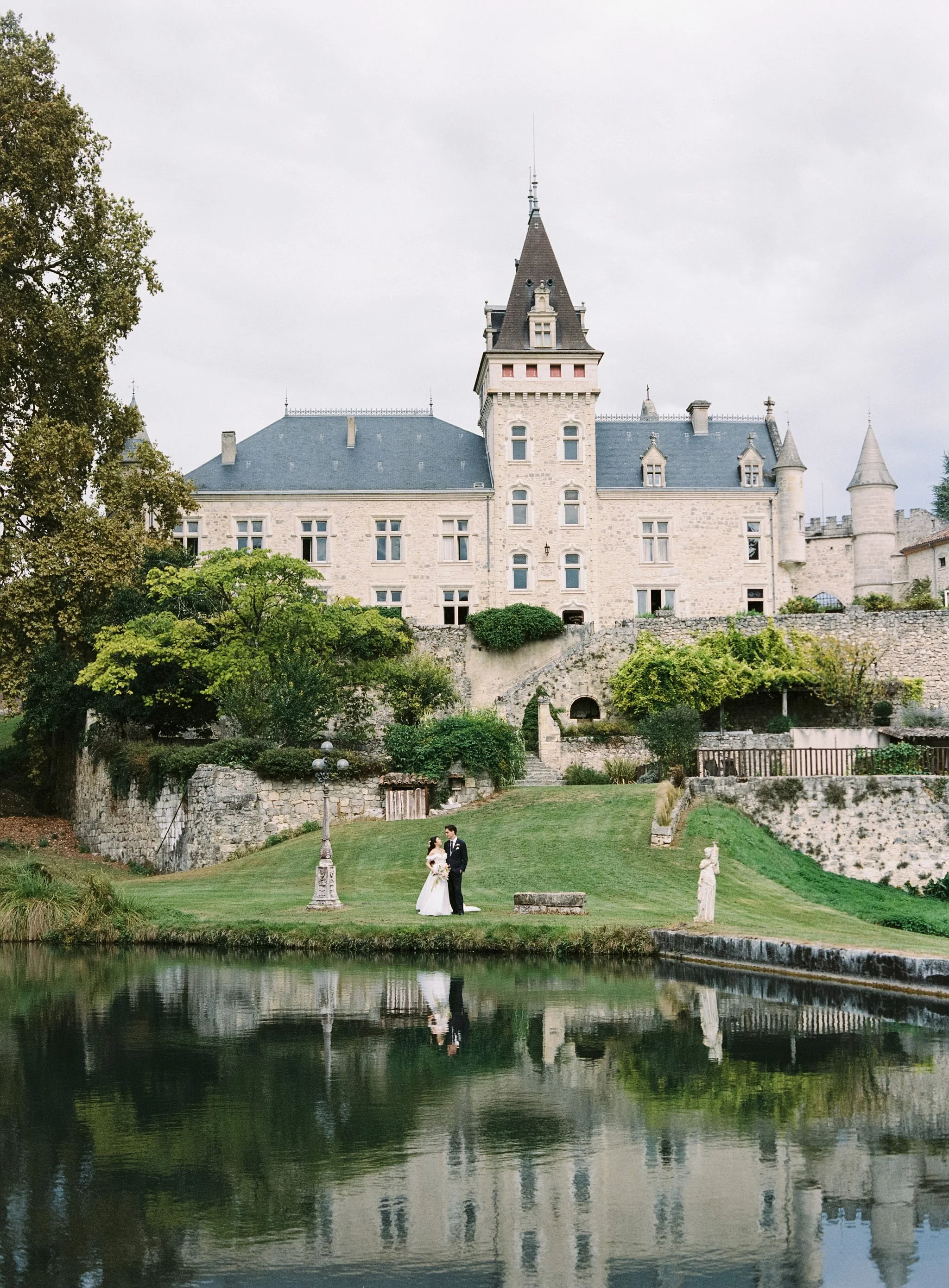 NICOLLE & COLE - Chateau de Lisse, France