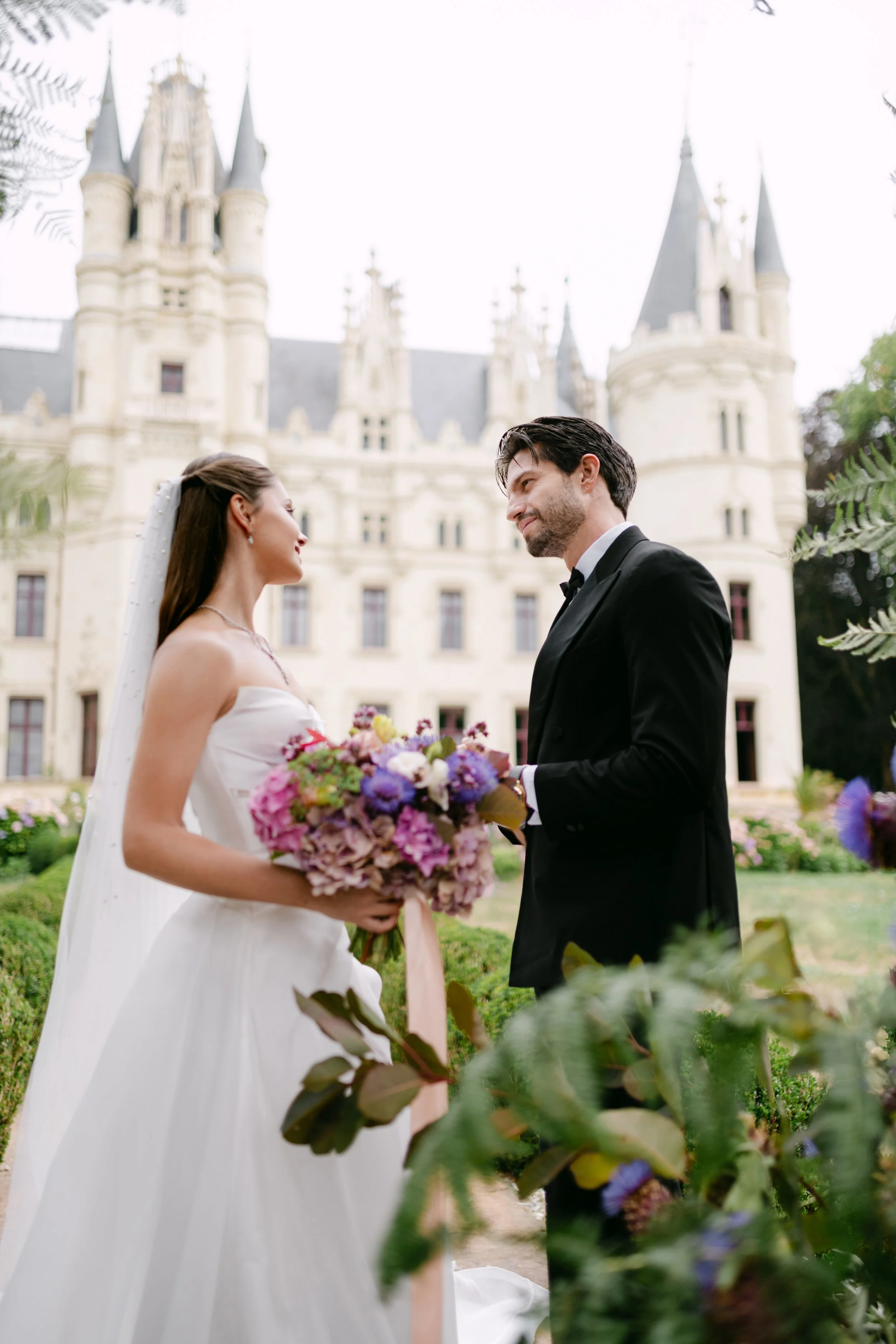 CAMILA & ENRICO - Chateau Challain, France