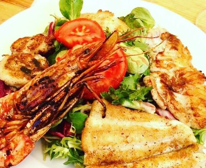 Fischteller vom Grill.jpg