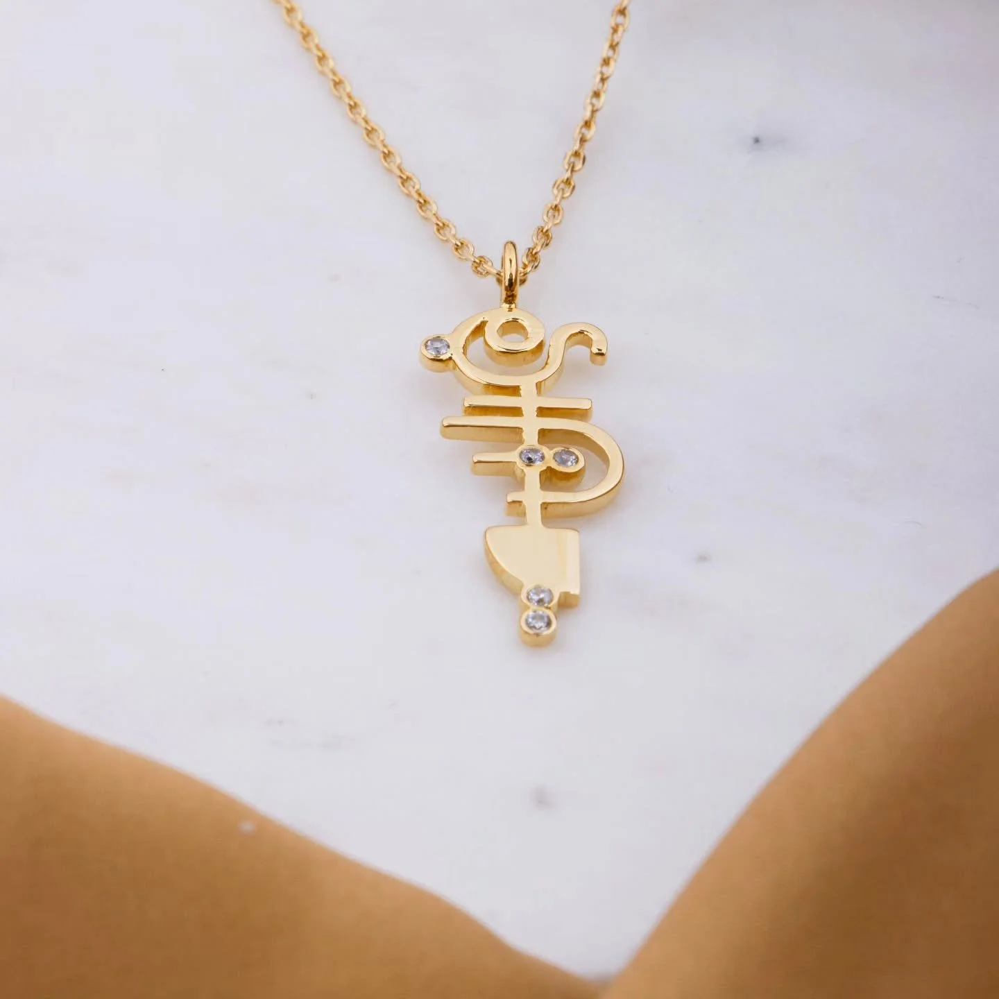 غالية ghaliya

حوّل كلماتك إلى فن من خلال خدمات تصميم الخطوط العربية الهندسية. دع تصميمك تتألق بخط مذهل وفريد ​​من نوعه يجسد جوهر شخصيتك

Get in touch via instagram @hmstudiome or check our website www.hmstudiome.com or our whatsapp.
لطلب تصميم خاص د