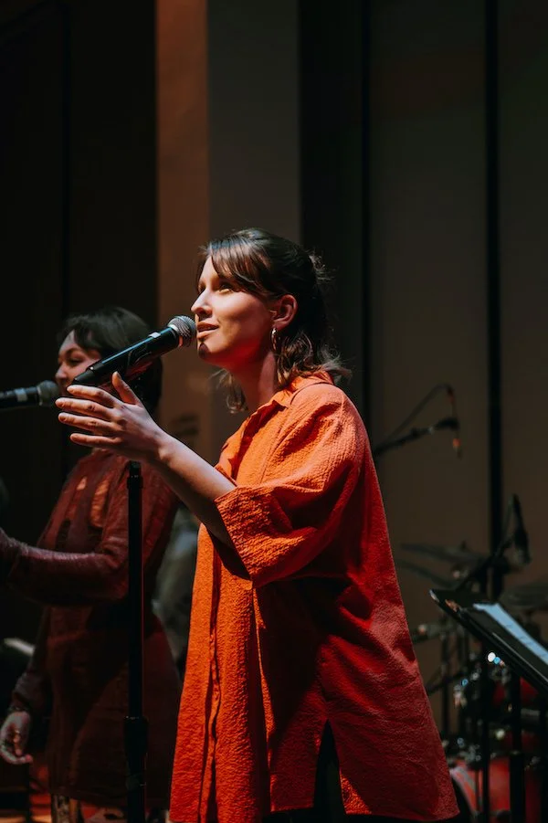 Niké Vopalecká - Emma Gimeno Caf Show.JPG
