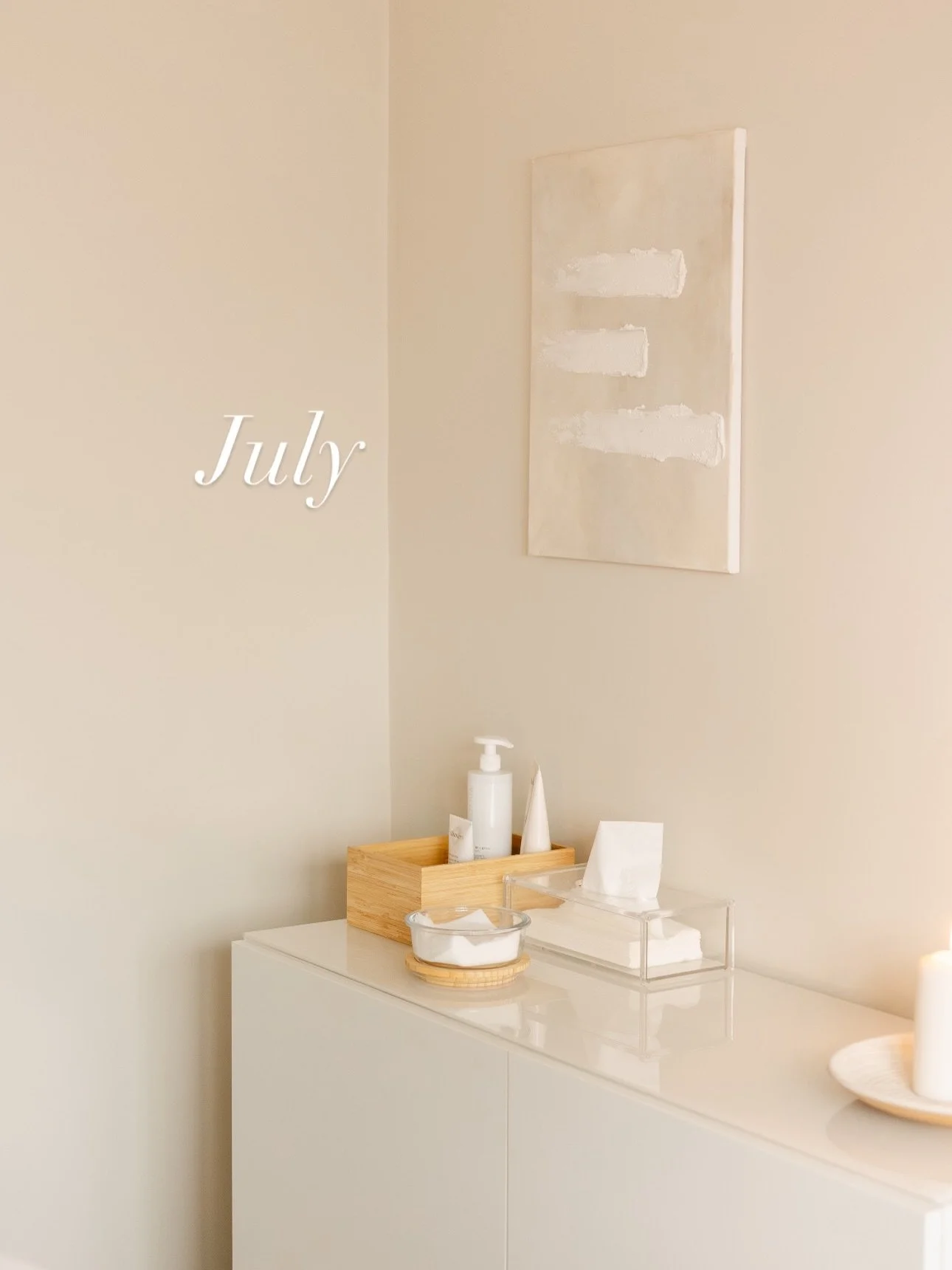 July 🩵
The most special month 

1. All about this little love 🩵 who made us 
2. Nonna and &hellip;.
3. Papi 
4. Anyone for tennis.
5. When in Wimbledon 🍾🍓 
6. The first phase of AlumierMDs new branding arrived in clinic 
7. Official pics from Teo