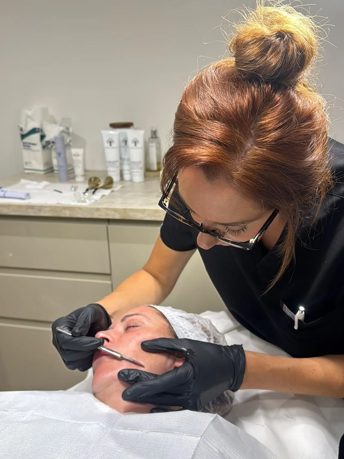 The work behind the scenes never stops at The Cosmedic Company! 🤎

This week has been all about learning, developing and bringing even more to our lovely patients, with both Claire and Sarah busy training.

Following hours of skin anatomy and theory