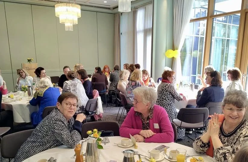 Weltfrauentag und Zonta Rose Day 2026