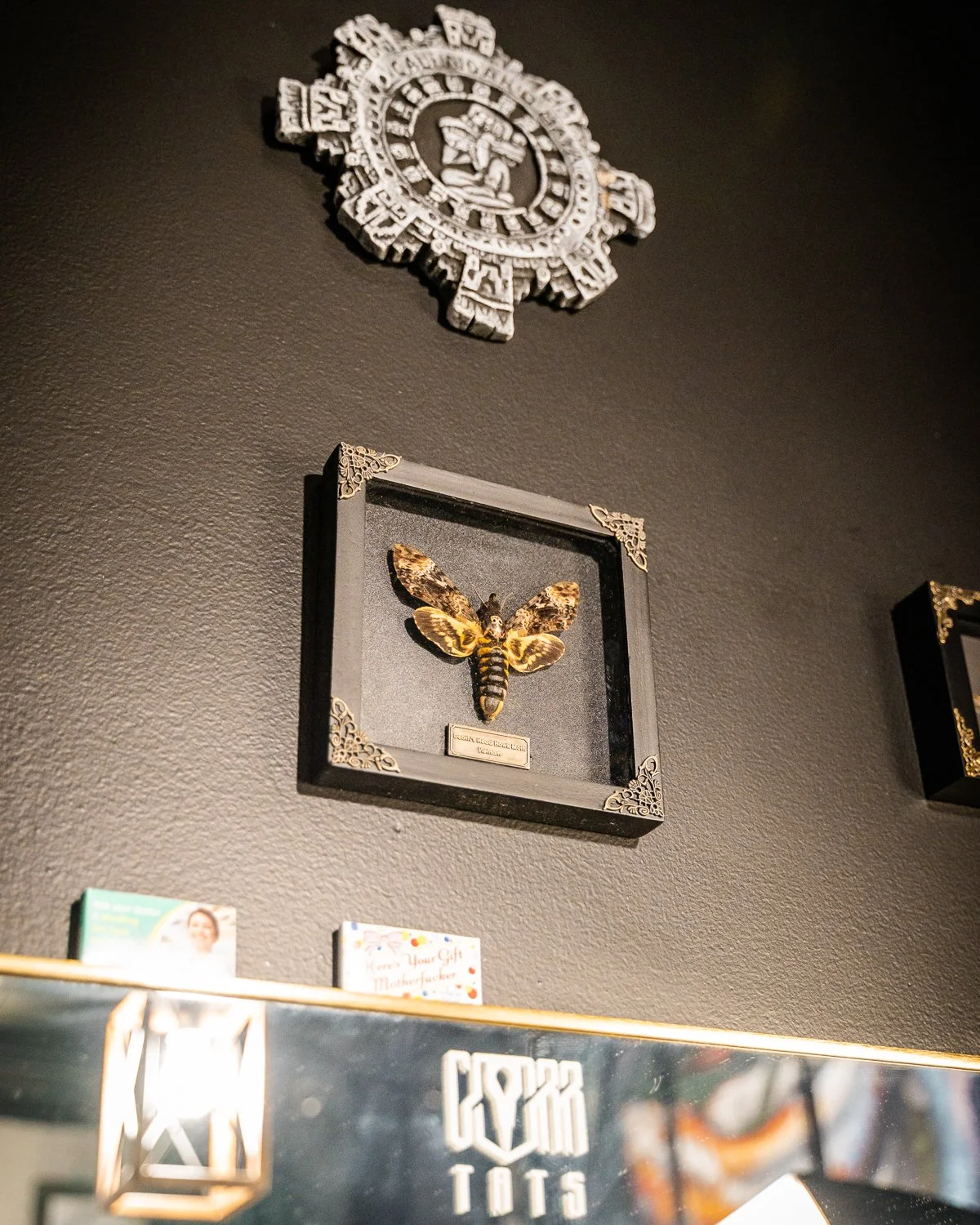tattoo-shop-interior-detail-36.jpg