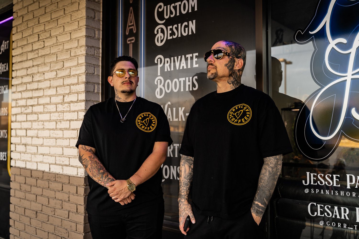 tattoo-shop-candid-18.jpg