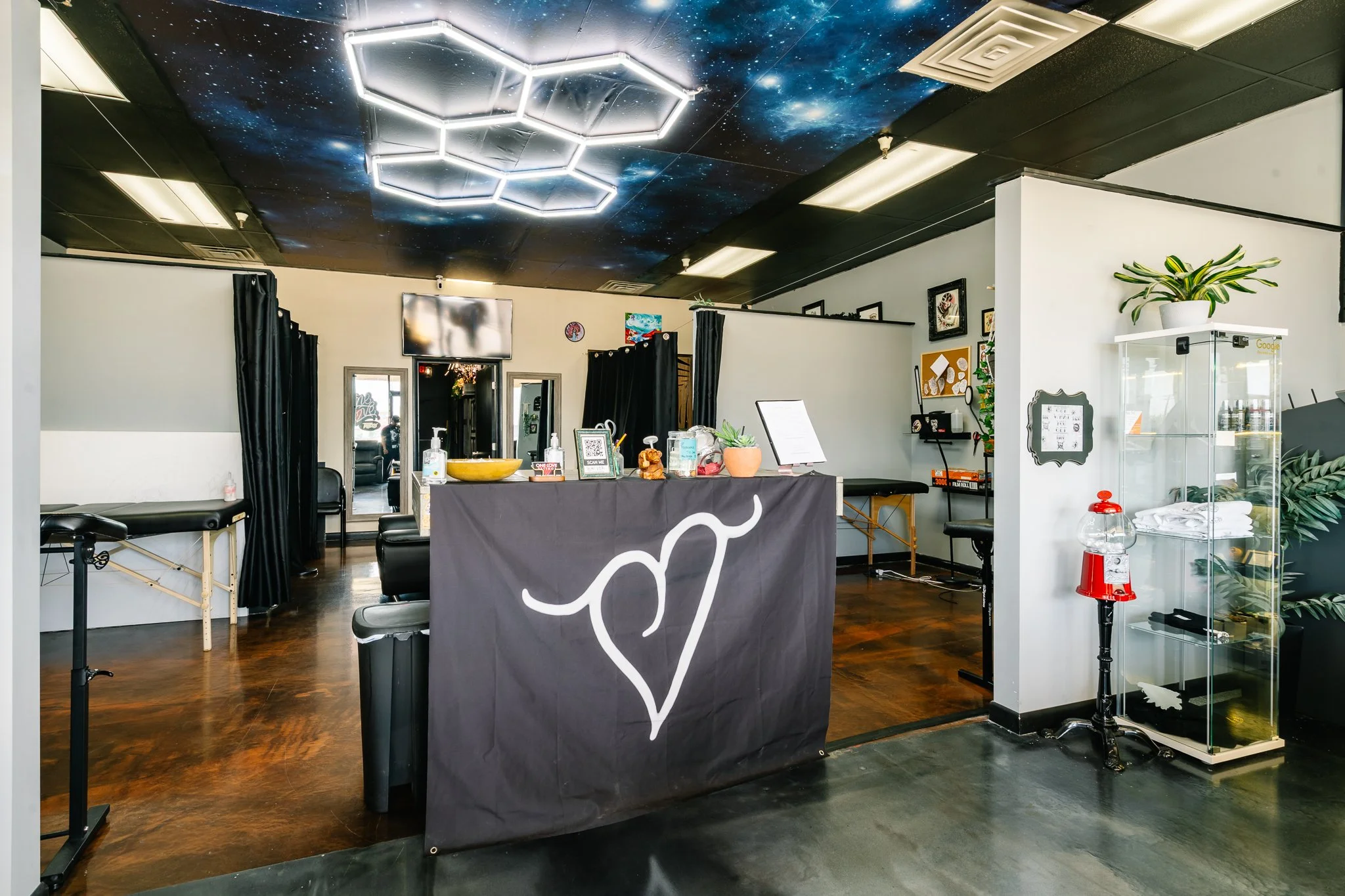 tattoo-shop-interior-3.jpg