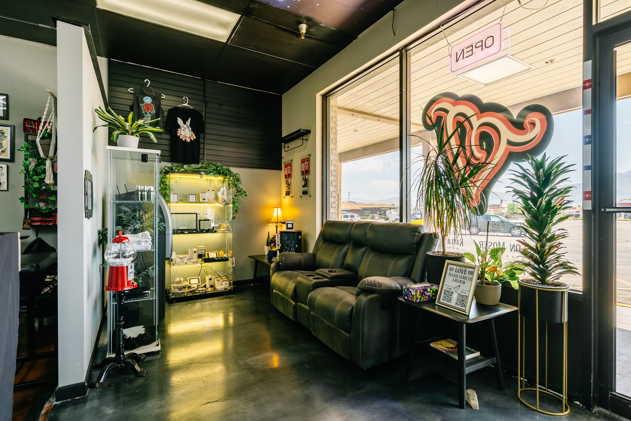 tattoo-shop-interior-1.jpg