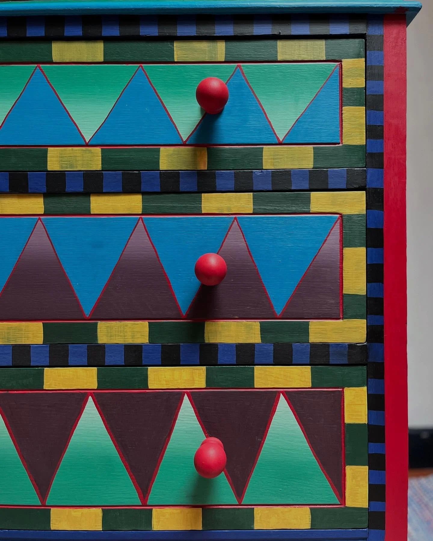 New piece! 
In this geometric design I wanted to bring beautiful and bold colours together in various combinations, because why not! 
I think this could work in any room, I know I always need storage! I personally love using drawers in a kitchen wh