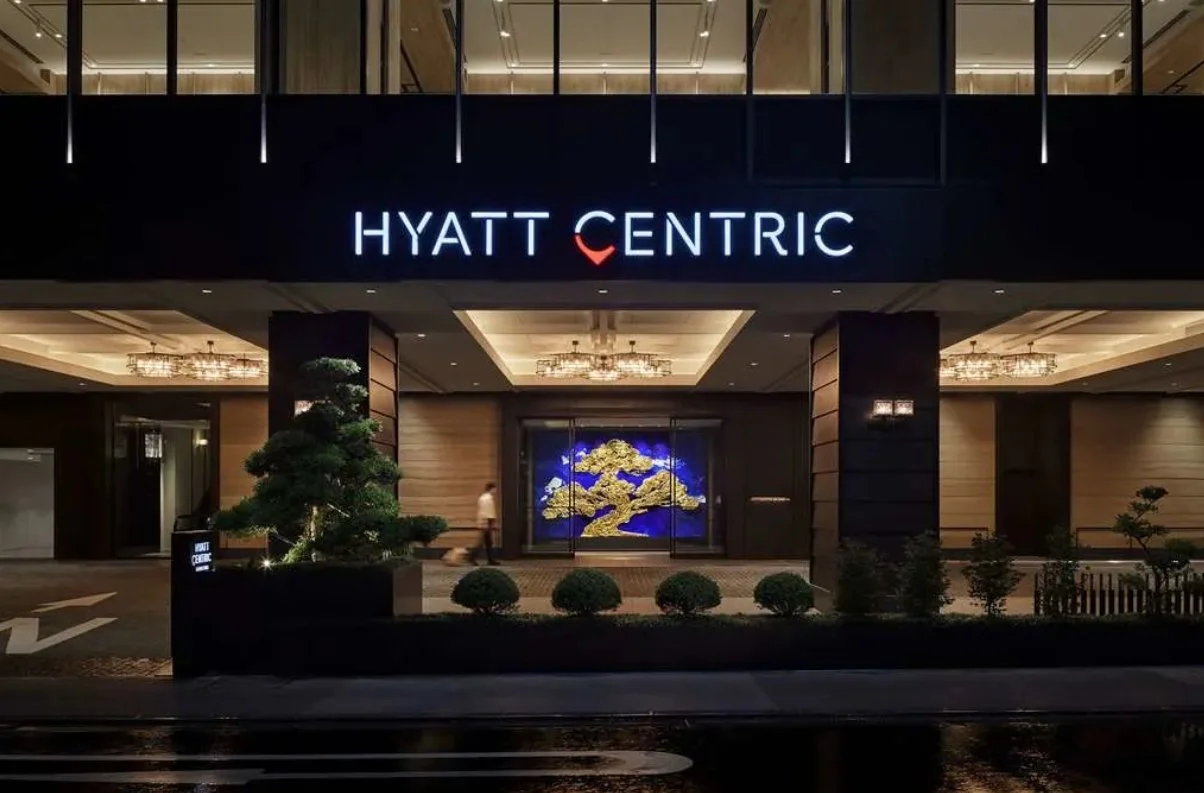 Moyatoh and Hyatt Centric Kazanawa