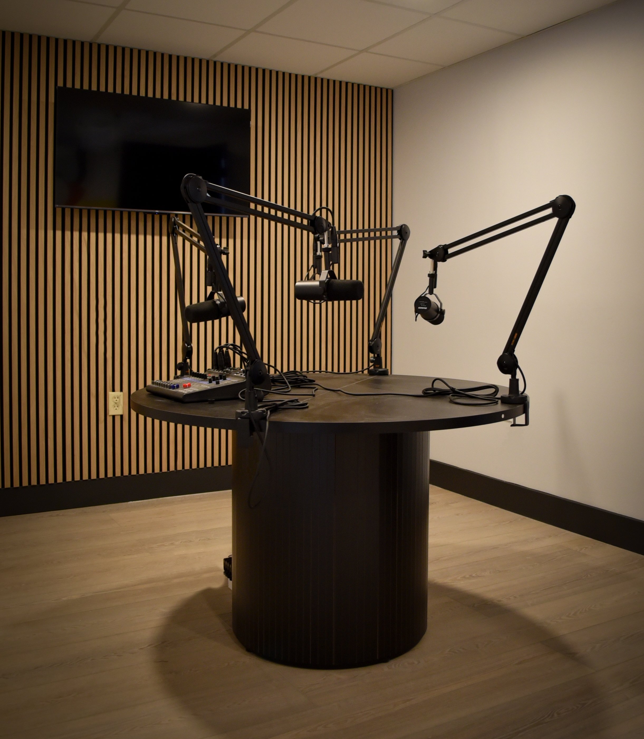 Podcast and audio friendly radio show studio in Tampa Bay area