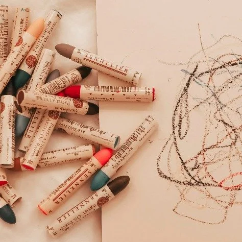 Group art therapy offers a unique space for connection, shared experience, and relational healing. Grounded in the same holistic and attachment-informed approach as my individual work, groups provide opportunities to explore emotions, express creativ