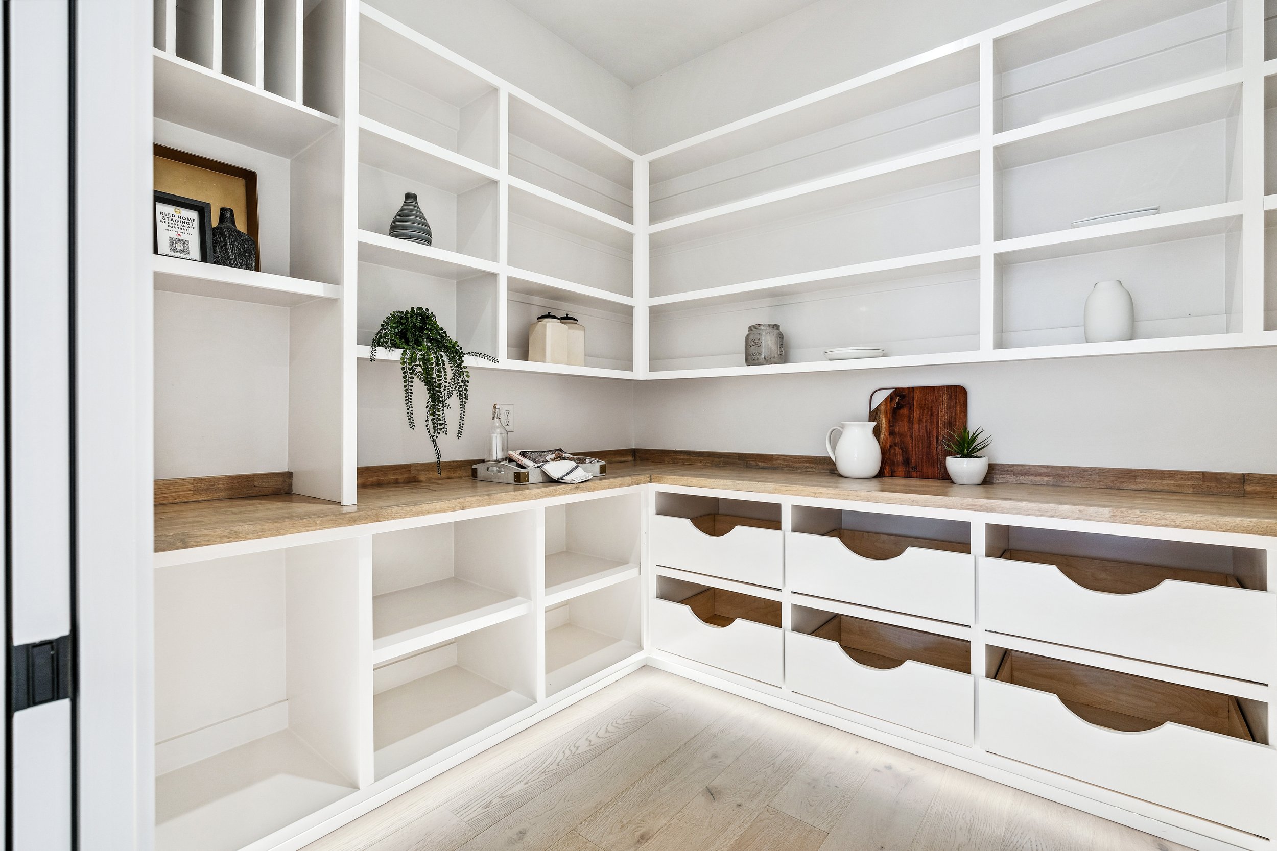 1413 Windsor Pkwy-18a.jpg