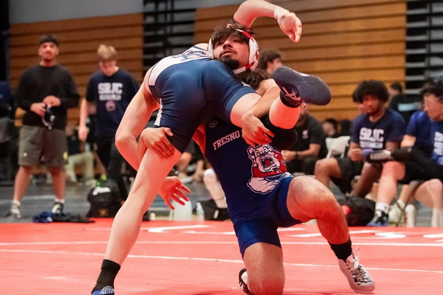 Weekend Highlights!

Select Shots from the weekend where the Bulldogs competed in the Simpson Duals hosted by Simpson University!