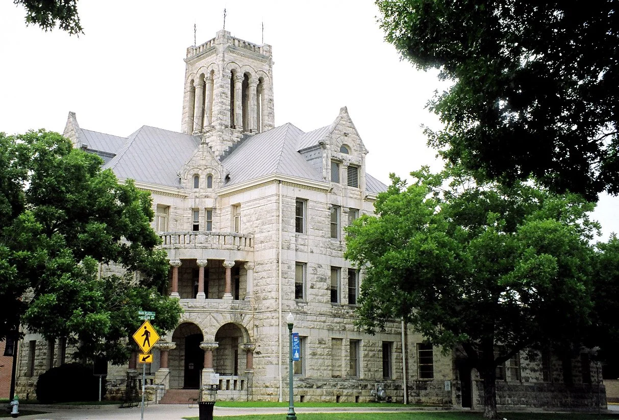 Comal_courthouse.jpg