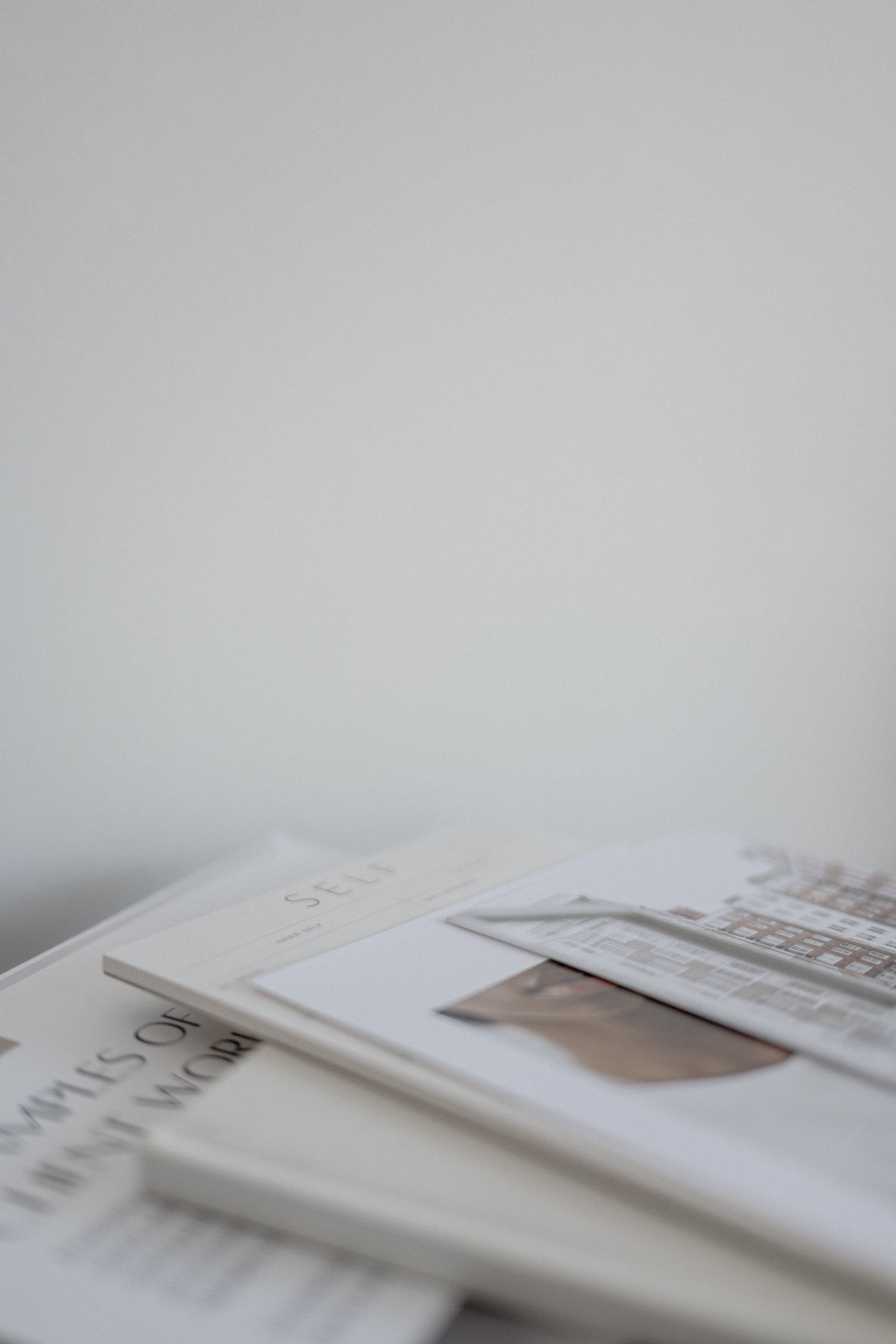 How to design a business logo and not die trying