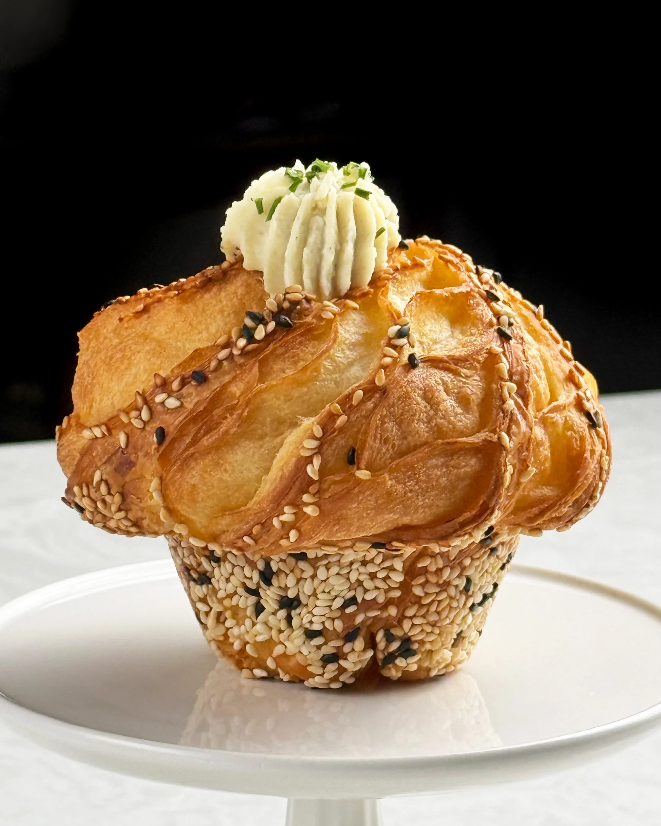 Cheese Garlic Cruffin