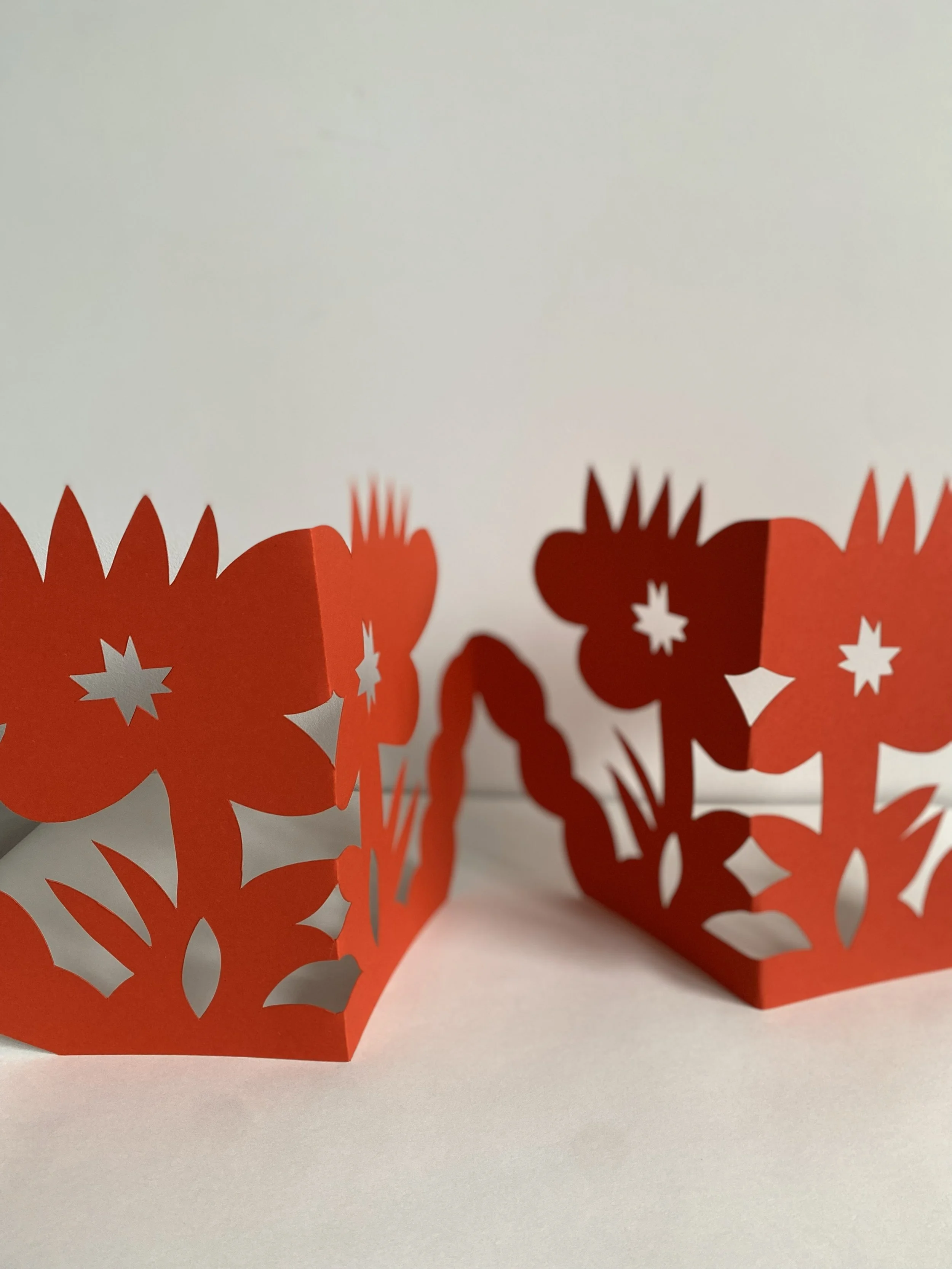 Paper decoration "Vytynanka"