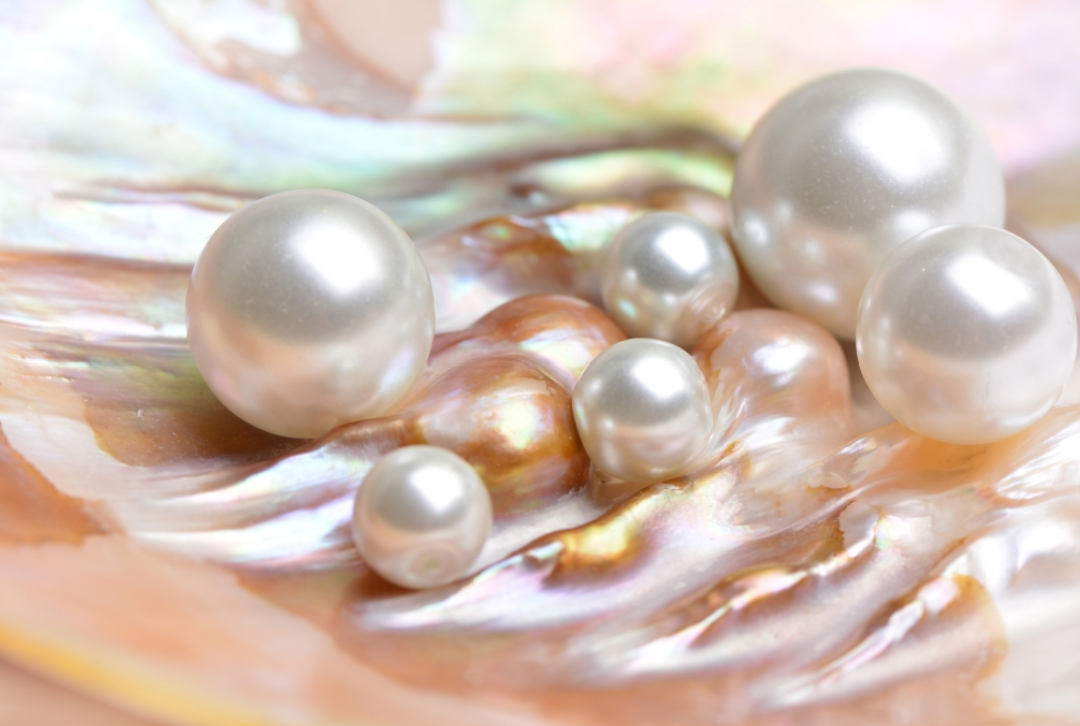 Pearl Chats