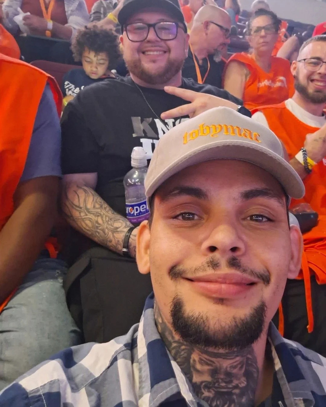 🎶 A night of service, worship, and joy!

Some of our men had the opportunity to volunteer with World Vision at the TobyMac &amp; MercyMe concert in Hershey &mdash; and were blessed to enjoy an incredible night of worship in the process. 🙌

We&rsquo