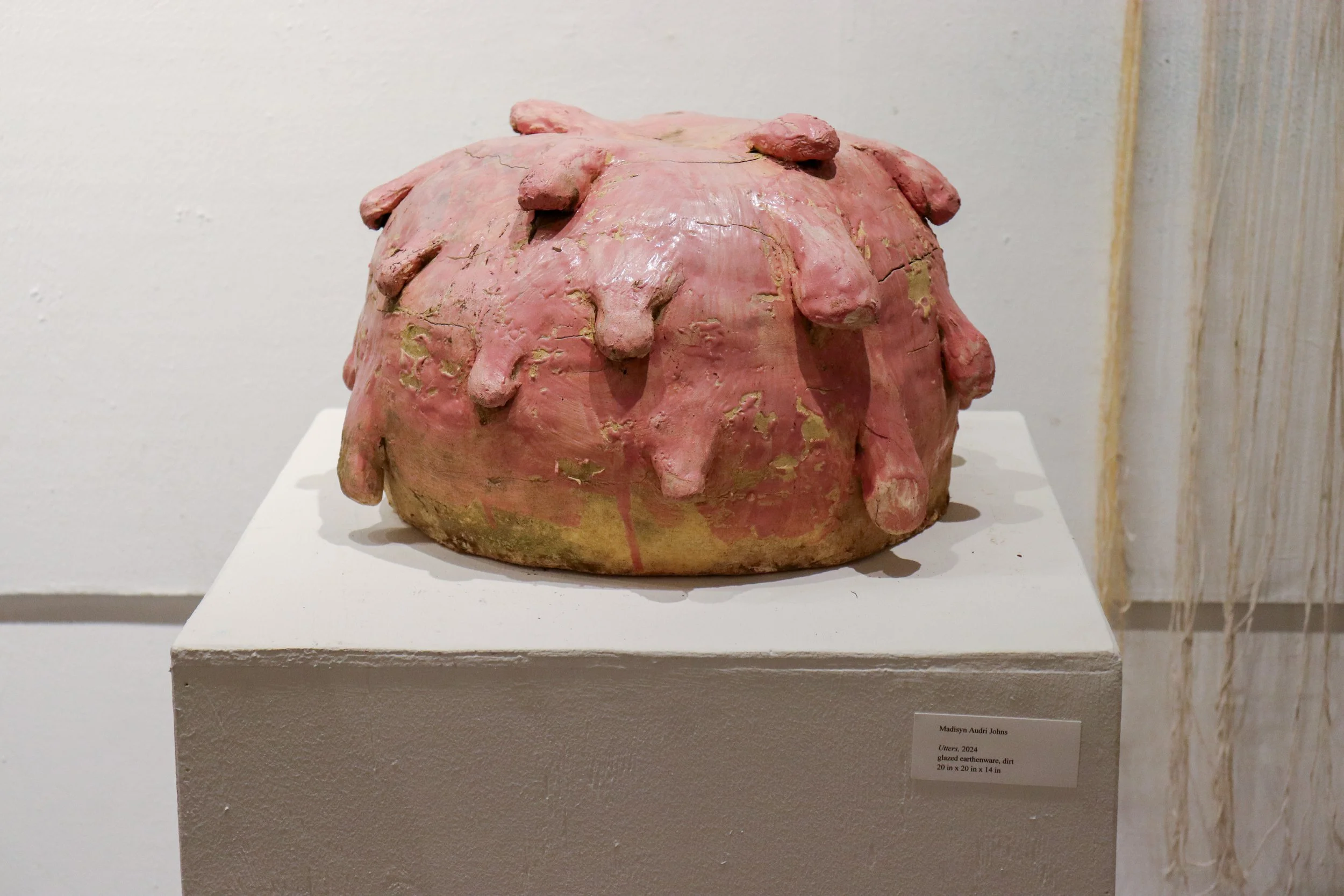 Utters, 2025

fired clay

20 in X 16 in X 16 in