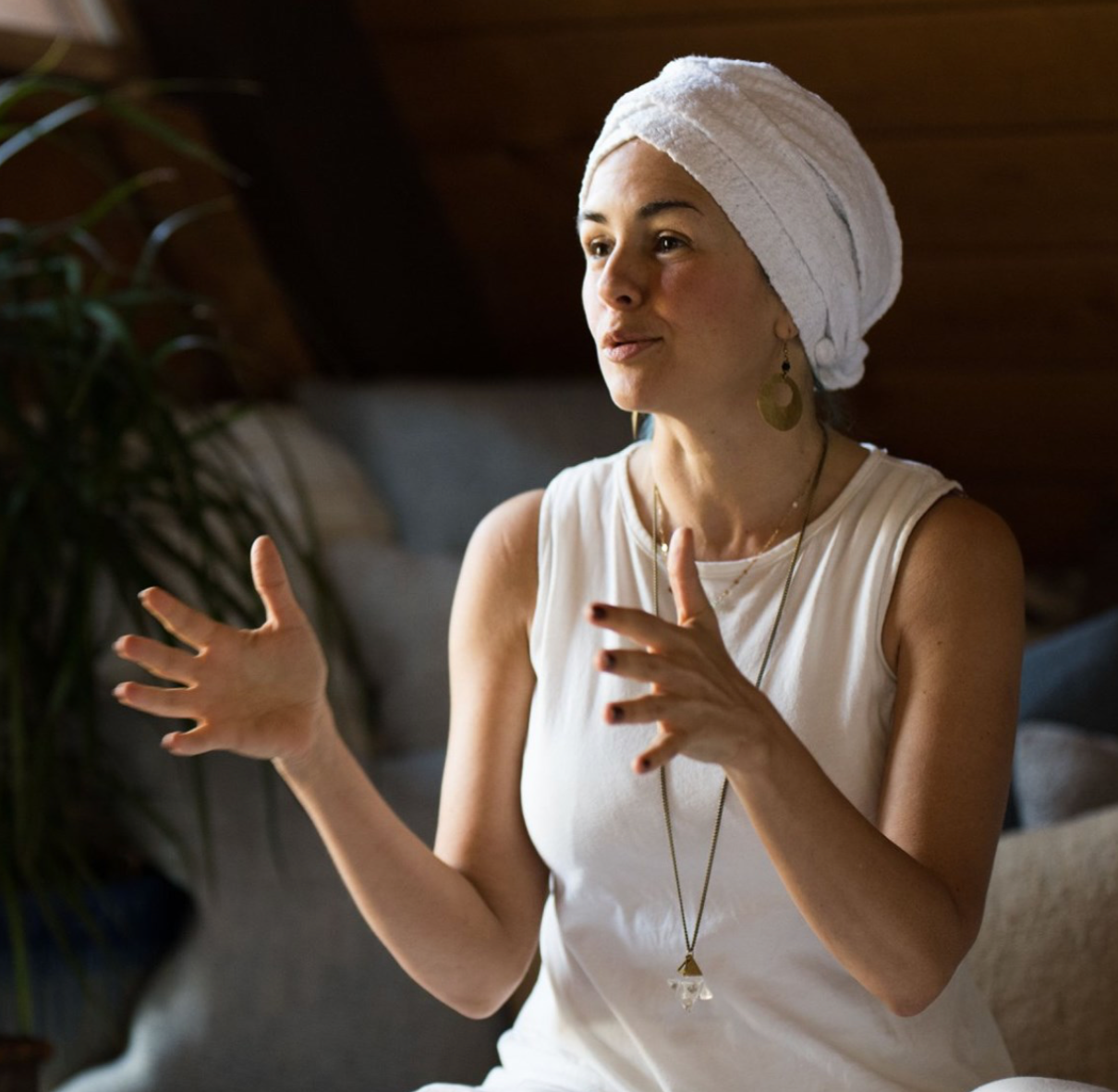 Candlelit Kundalini Yoga + Ancient Mantra Meditations