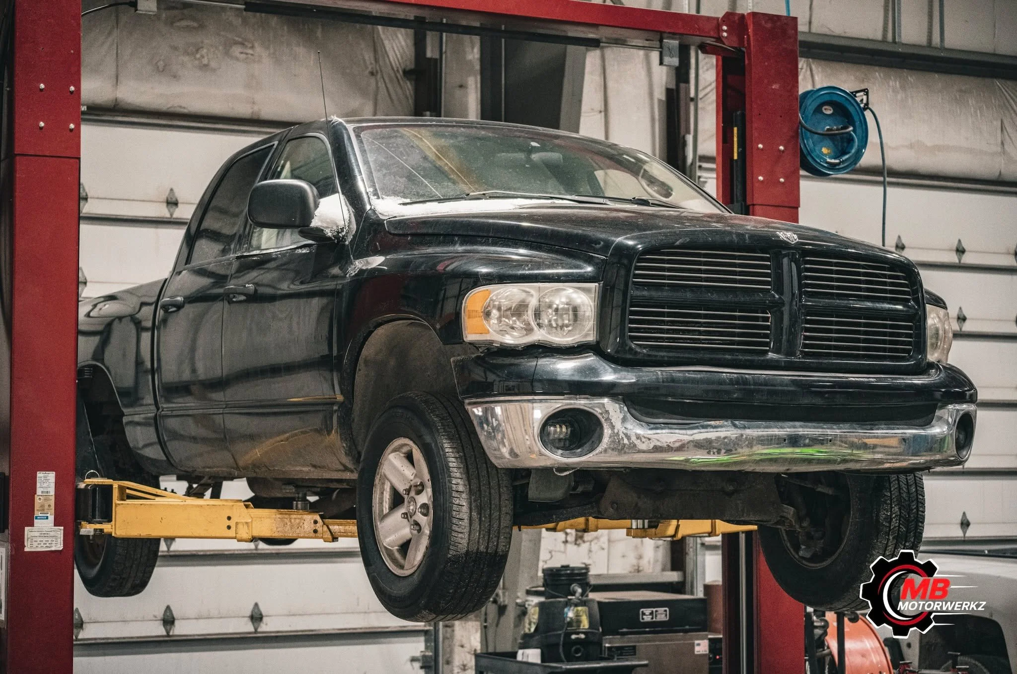 2002 Dodge Ram 1500 4.7L 4WD came in this week with a noticeable vibration in the drivetrain. After diagnosing it, we found the front driveshaft that had been installed previously was faulty. We replaced the front driveshaft assembly, then addressed 