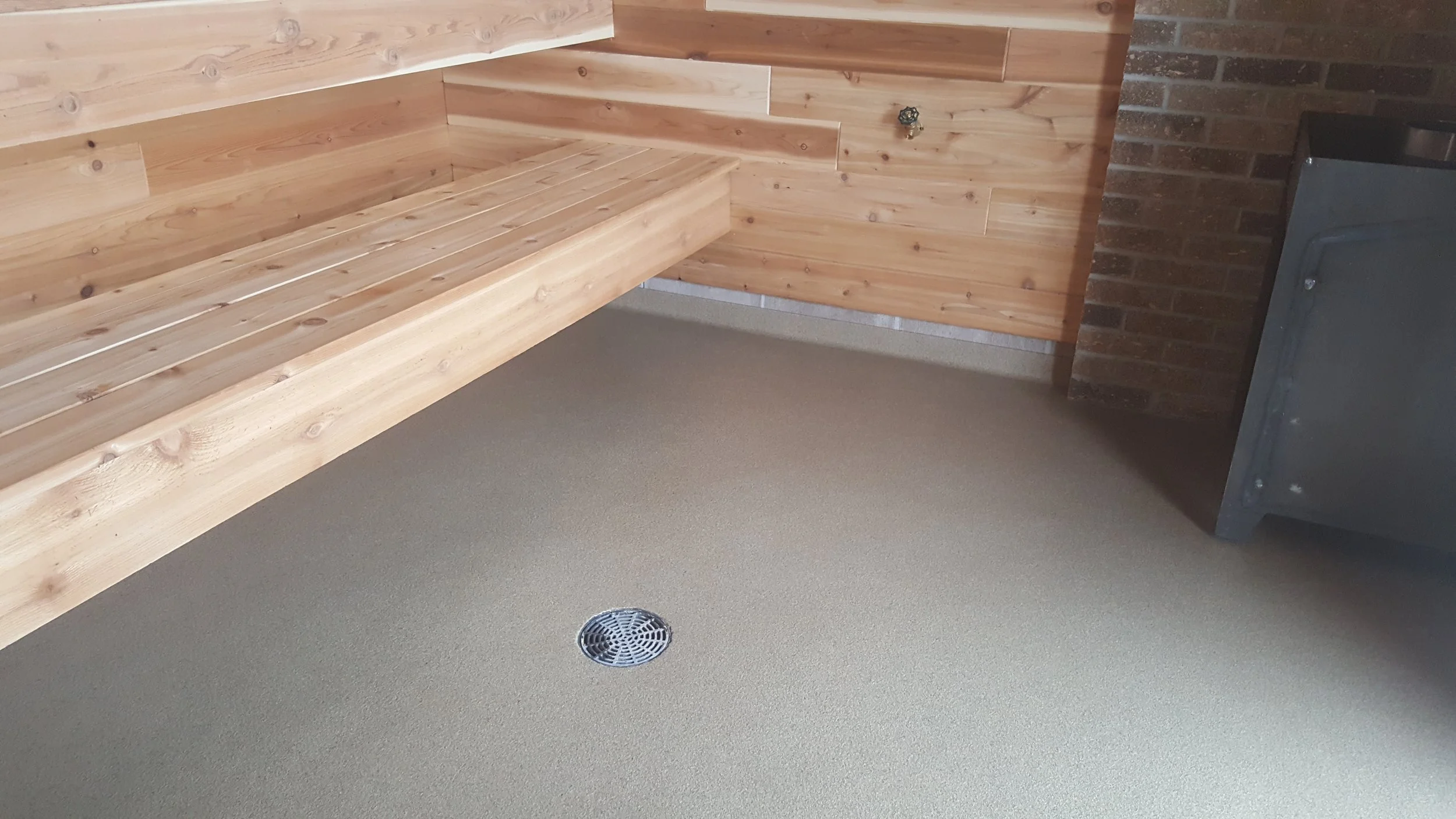 Hermetic Quartz Base Cove and Flooring