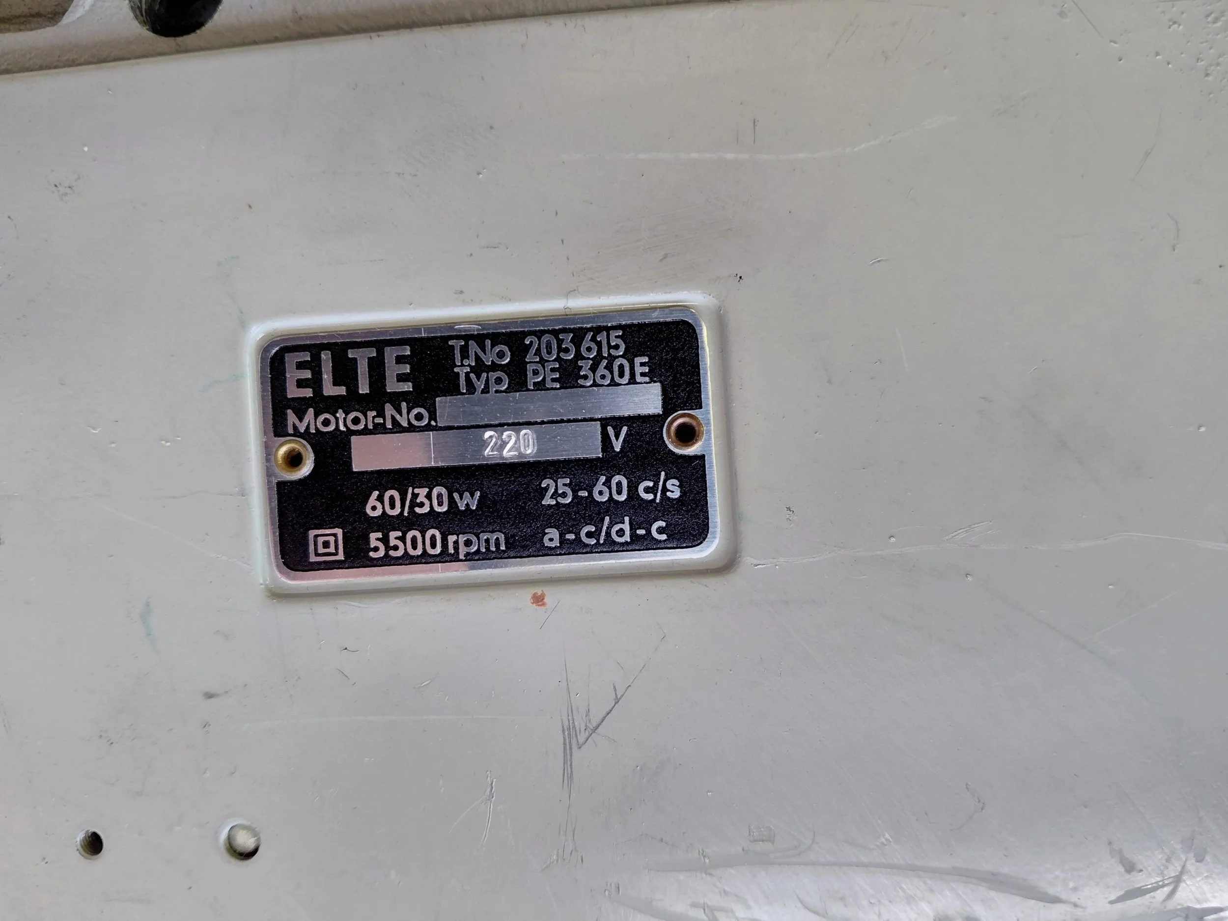 Pfaff 360 Typenschild