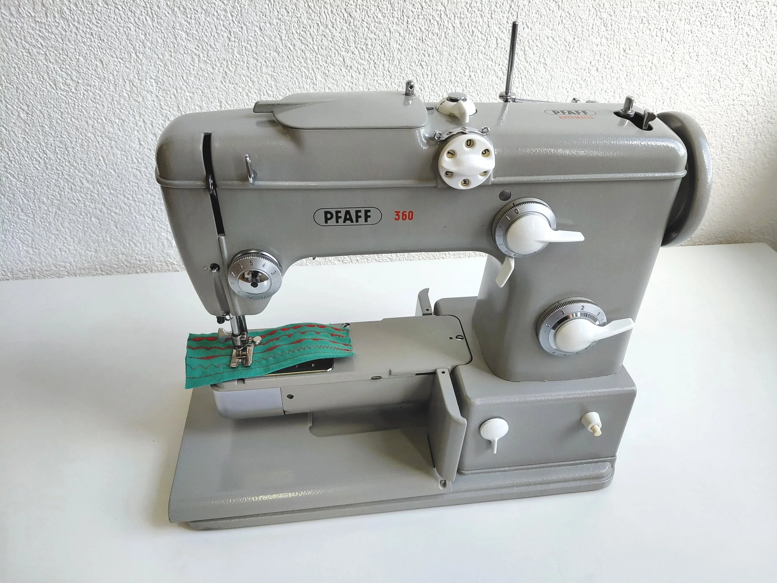 Nähmaschine Pfaff 360