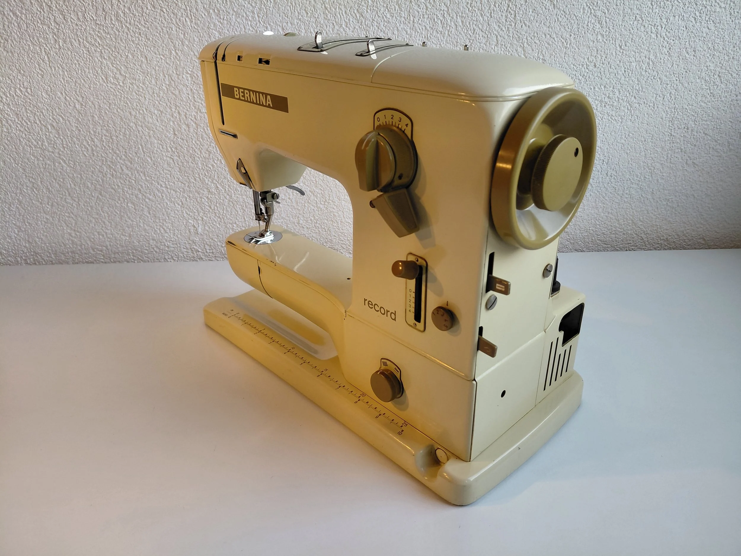 Bernina 730 Record Detail 2