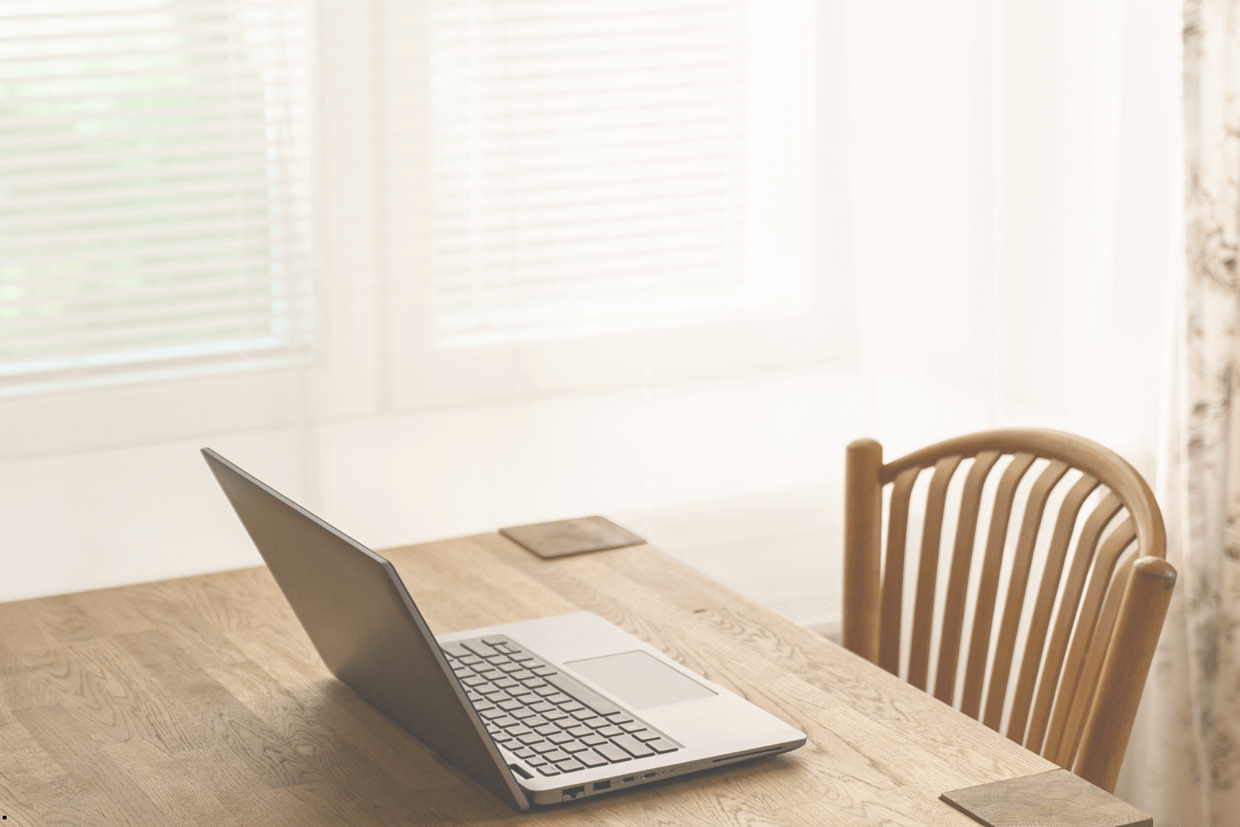 virtual organizing desk and chair