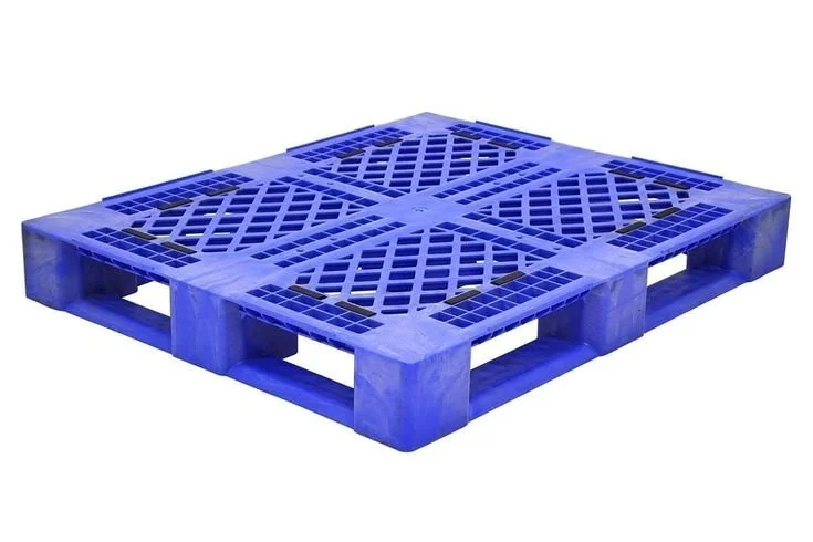 Blue plastic pallet with a lattice top and open sides