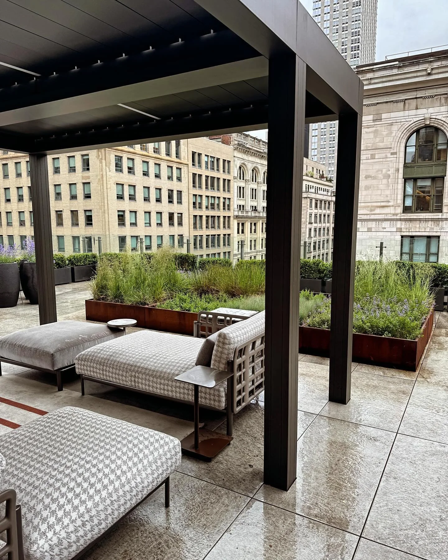Landscape rooftop terrace on 5th ave